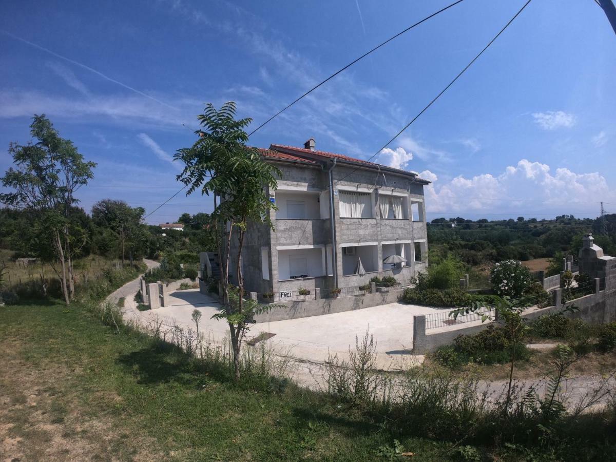 Zekic Apartment Lopar