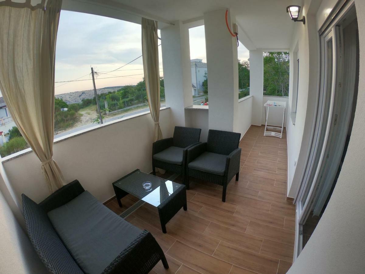 Zekic Apartment Lopar