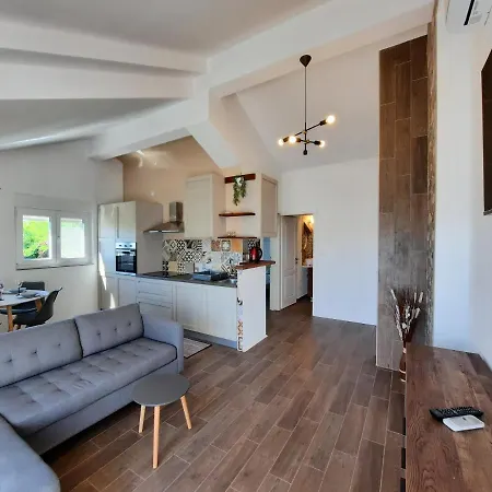 Apartmani Zekic Lopar Exterior photo