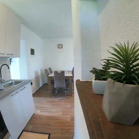 Apartmani Zekic Lopar Exterior photo